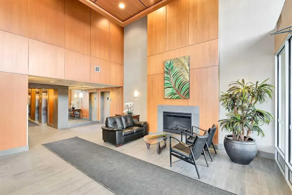 77 Spruce Place SW, #2207