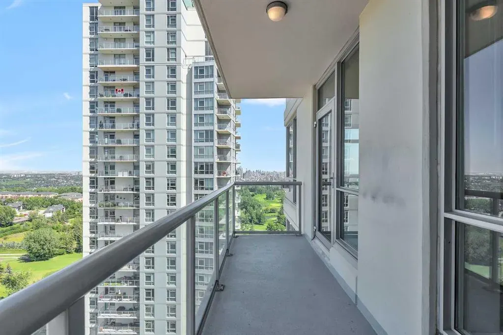 77 Spruce Place SW, #2207