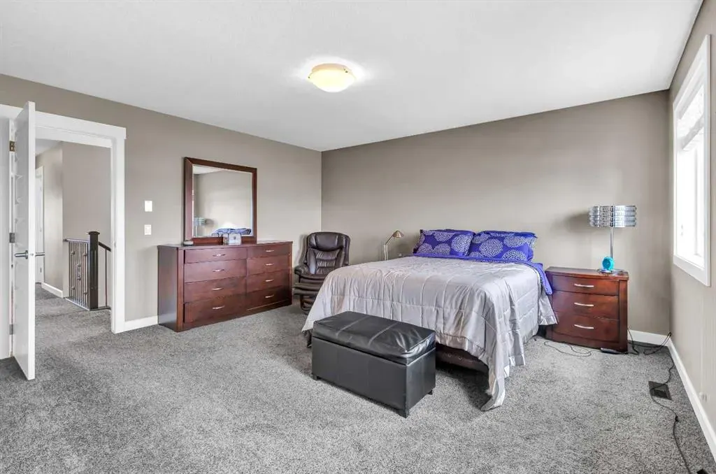 74 Nolanfield Court NW