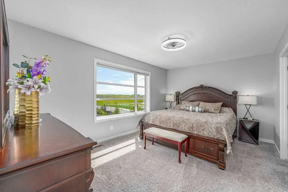 105 Lawthorn Greenway SE