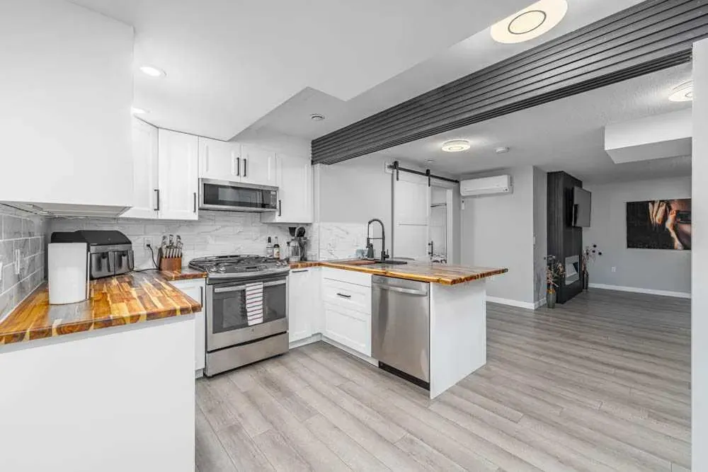 105 Lawthorn Greenway SE