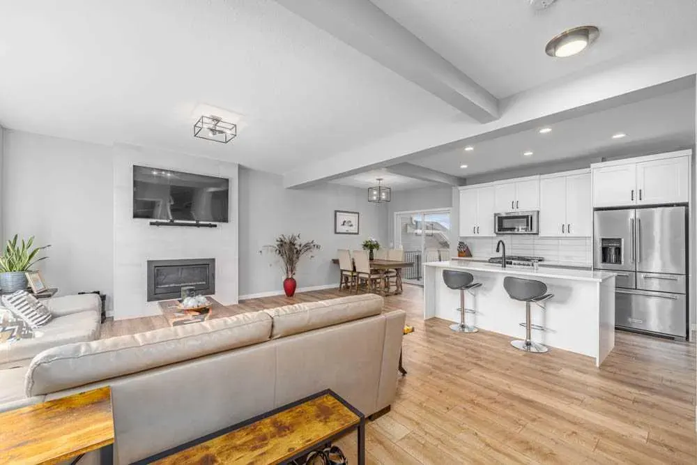 105 Lawthorn Greenway SE