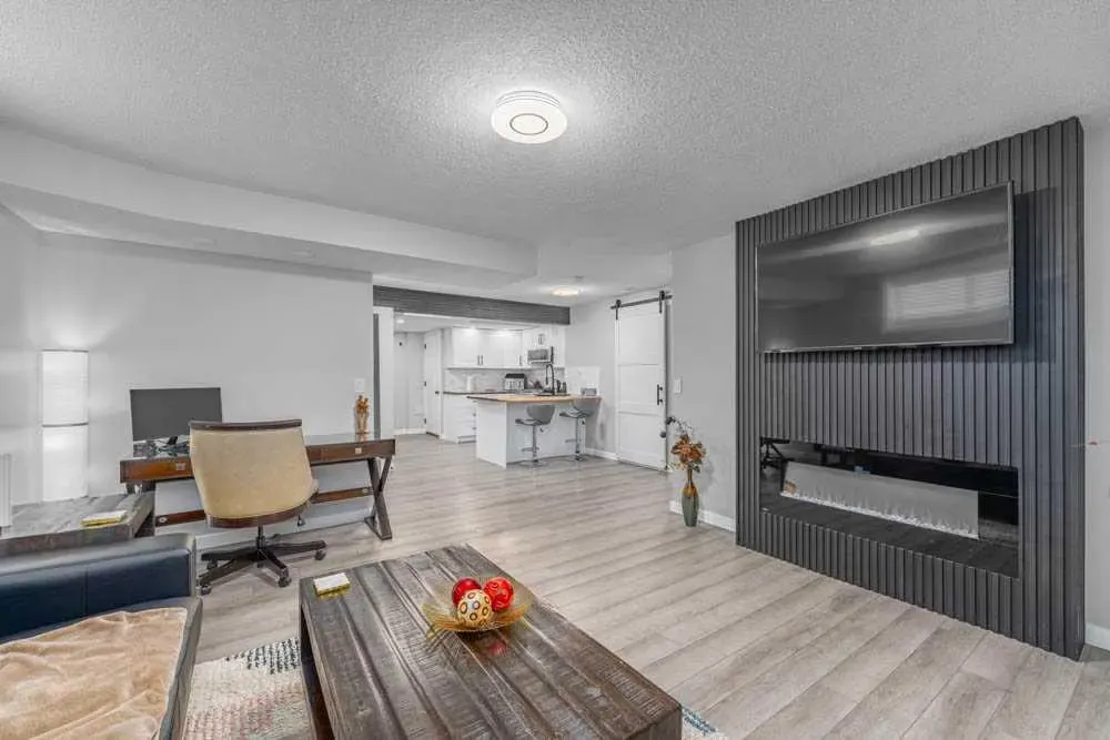 105 Lawthorn Greenway SE
