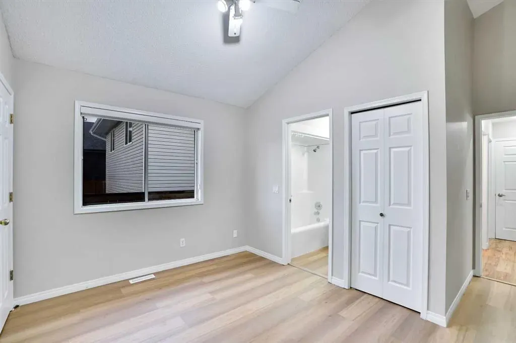 55 Tararidge Court NE