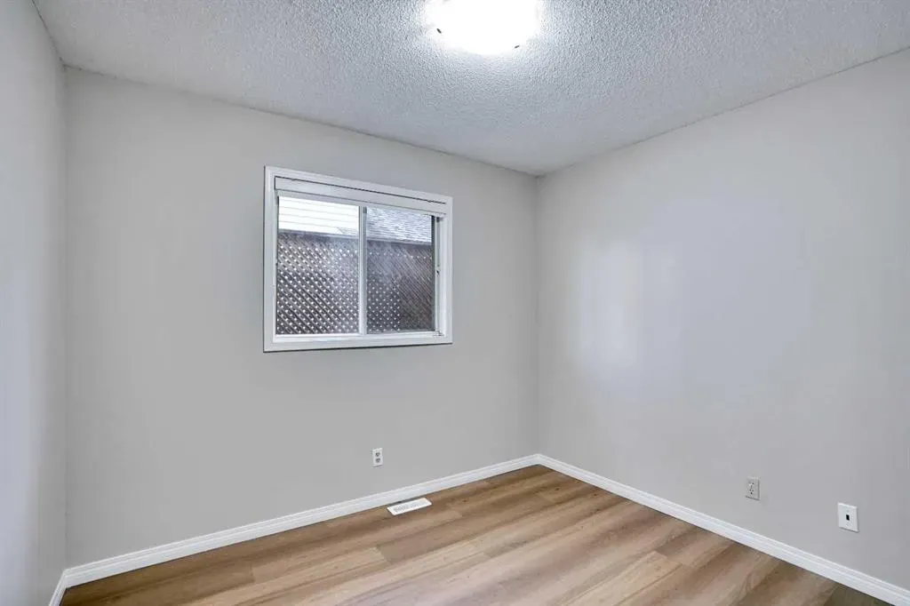 55 Tararidge Court NE