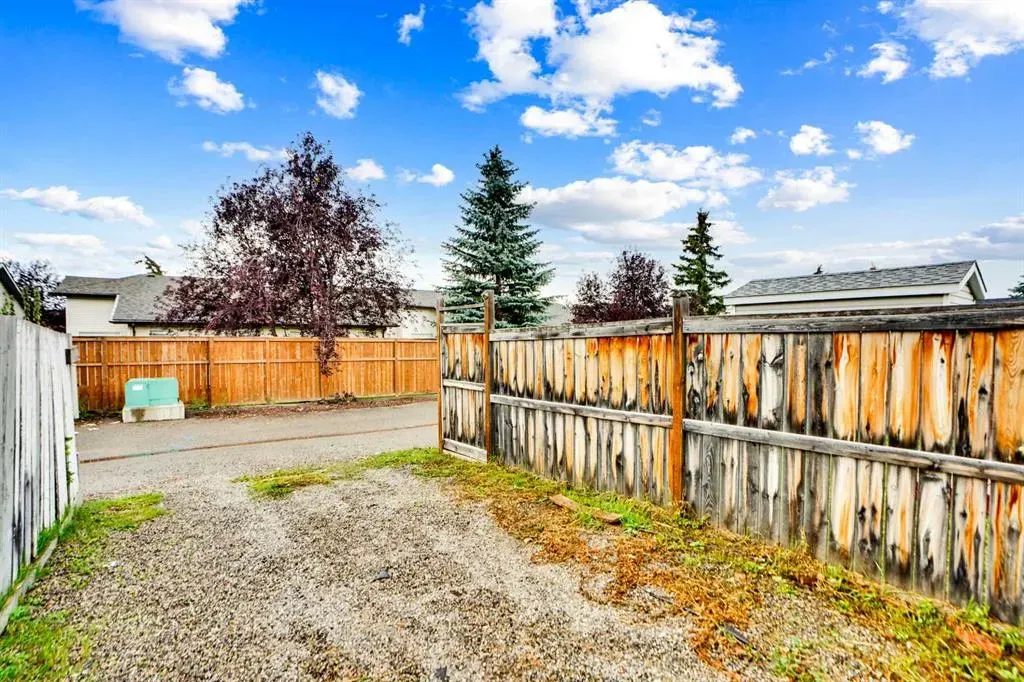 55 Tararidge Court NE