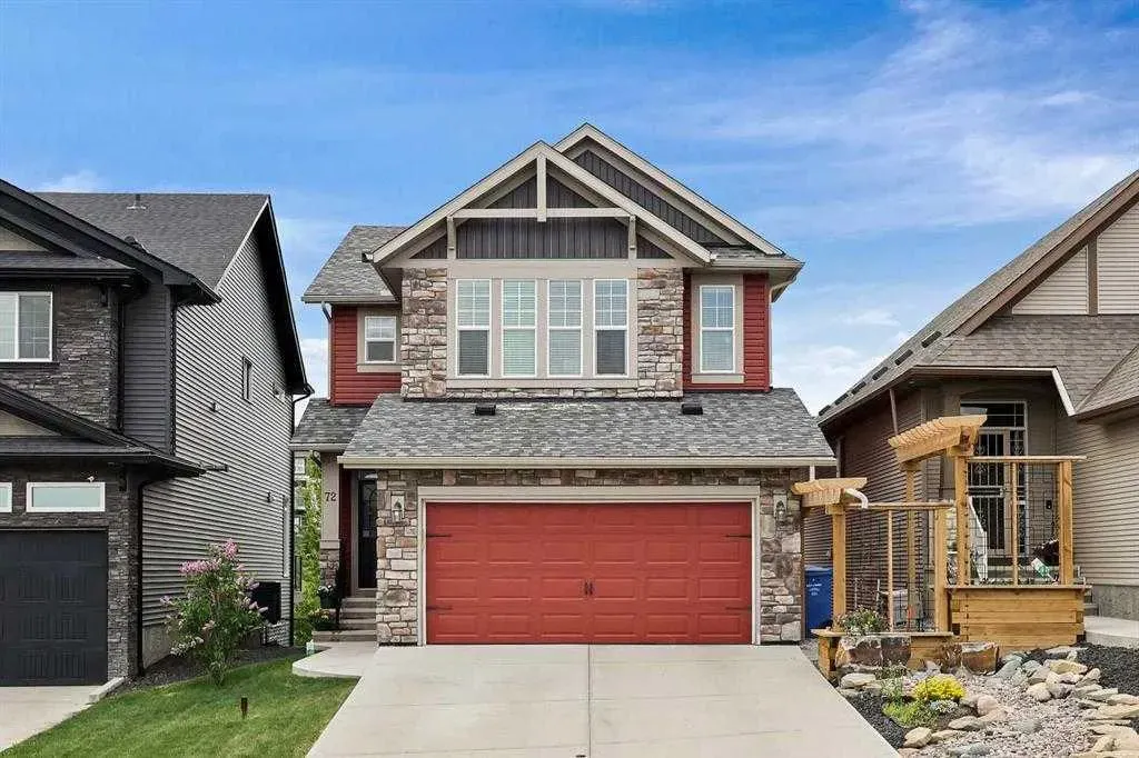 72 Nolanlake View NW
