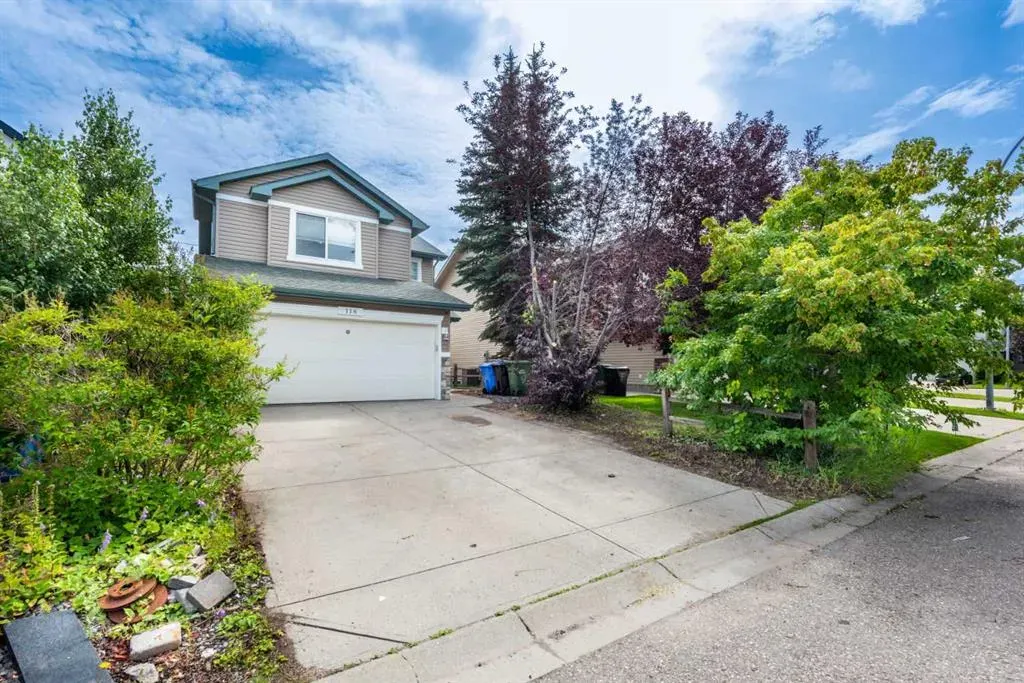 116 Chapalina Crescent SE
