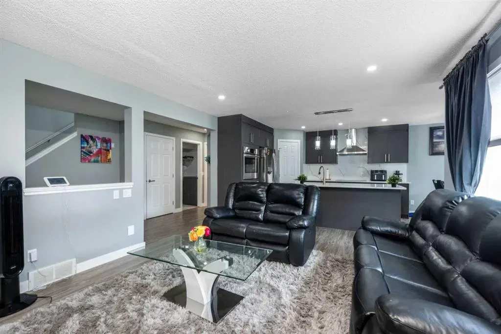 116 Chapalina Crescent SE
