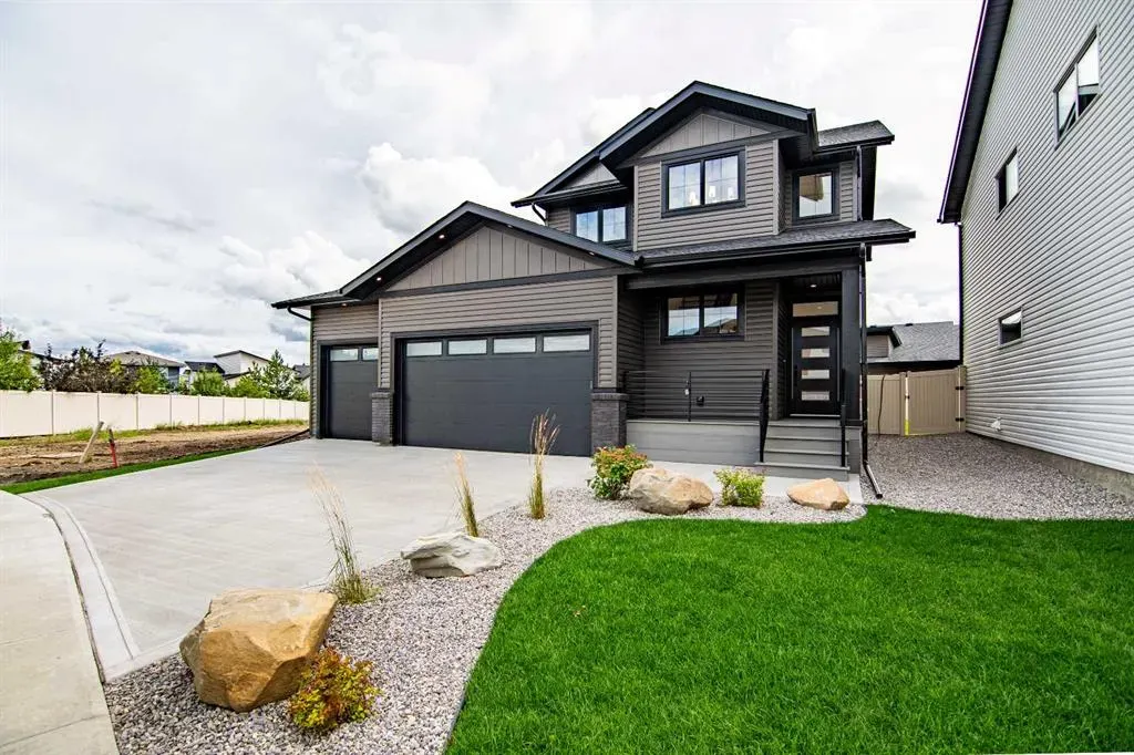 39 Eaton Crescent