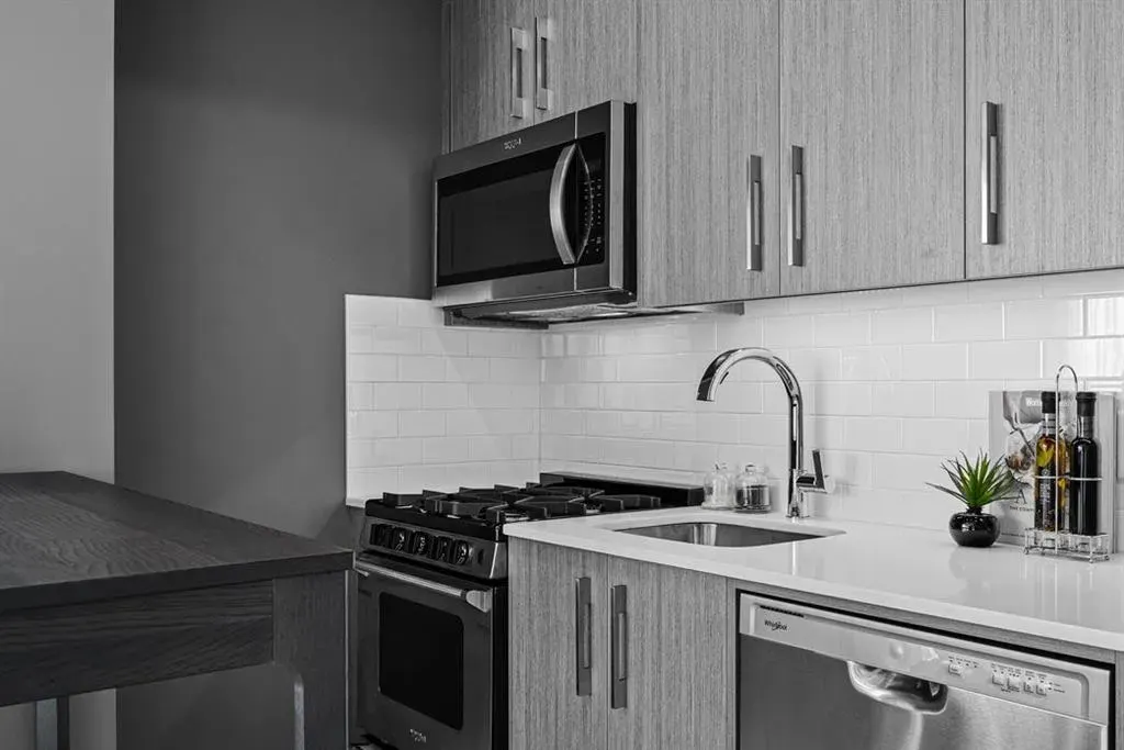 110 18A Street NW, #302