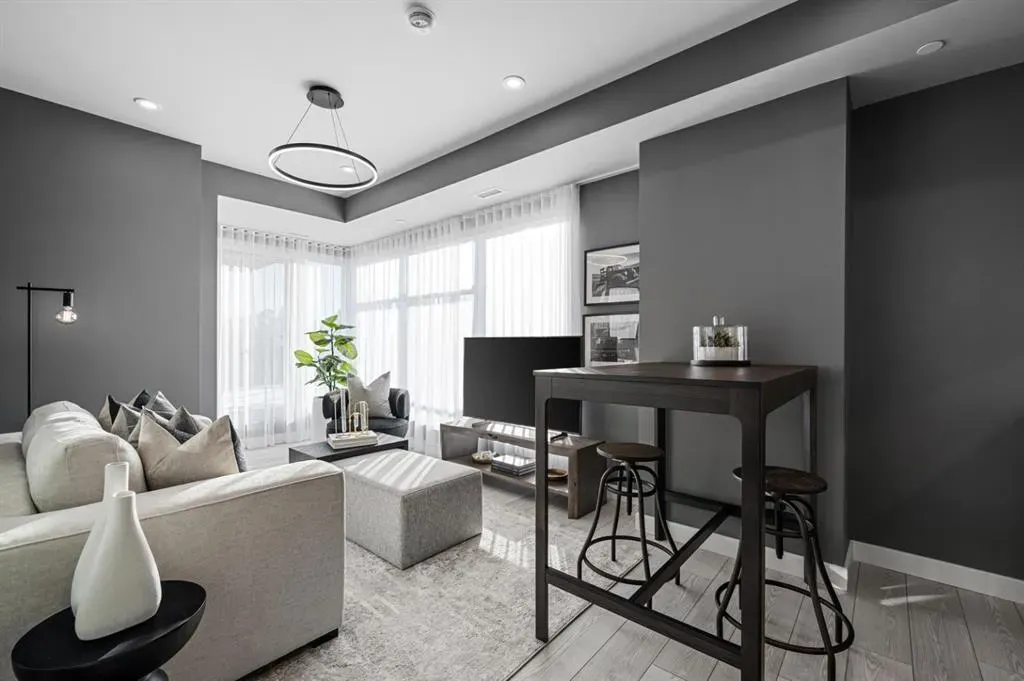 110 18A Street NW, #302