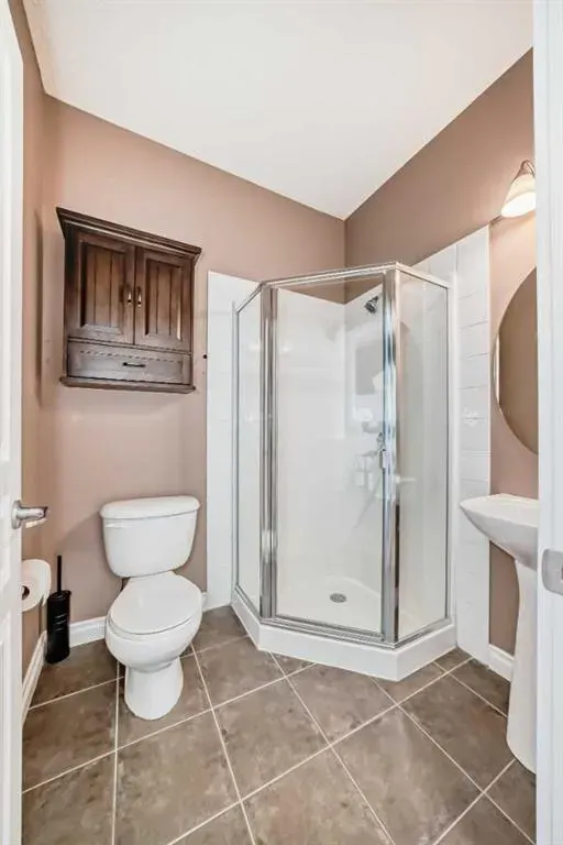 145 Rockyledge View NW, #11