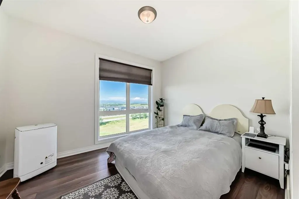 145 Rockyledge View NW, #11