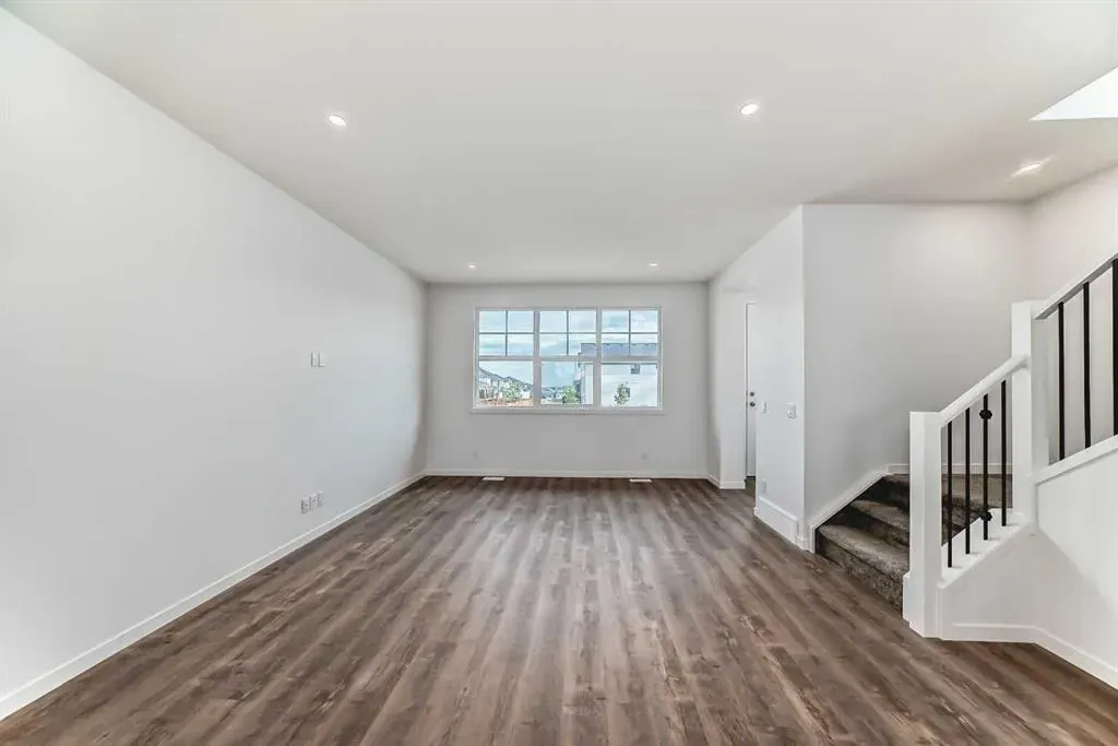 72 Wedderburn Drive