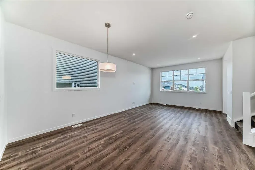 72 Wedderburn Drive