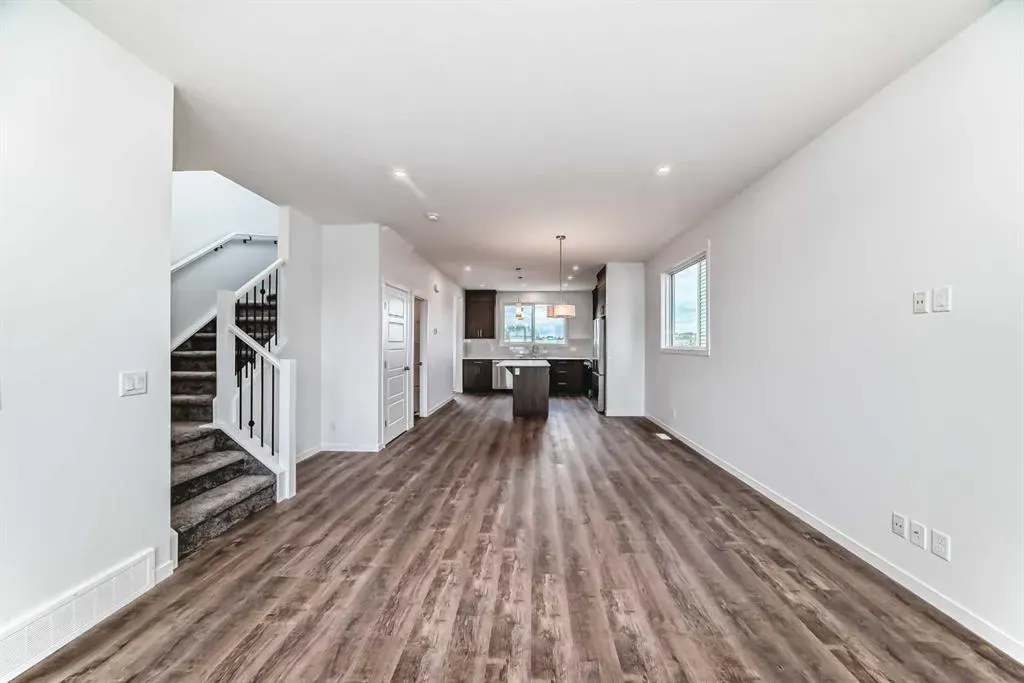 72 Wedderburn Drive
