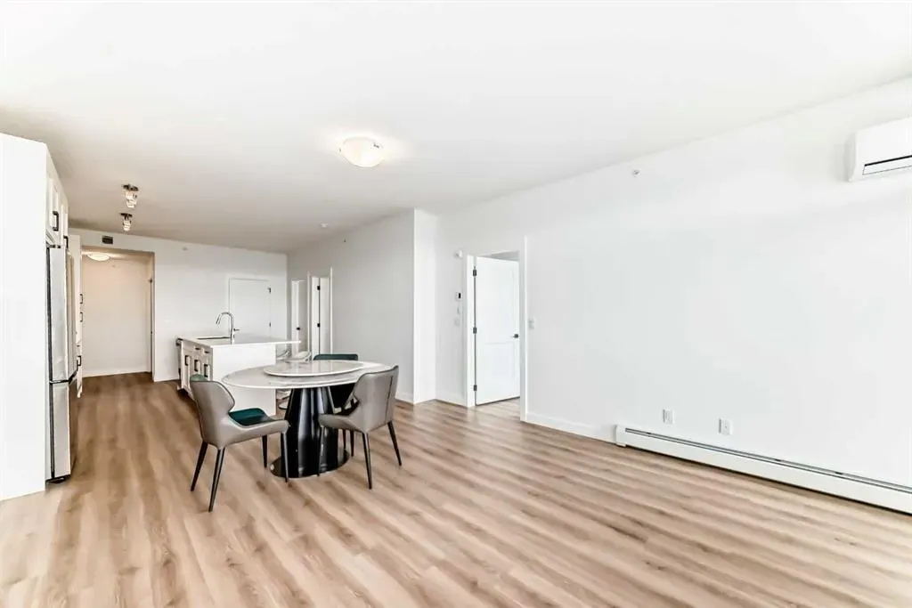 55 lucas Way NW, #2409