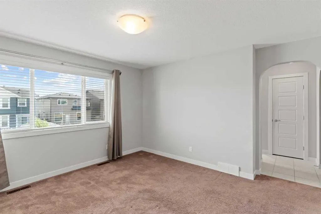 898 Evanston Drive NW