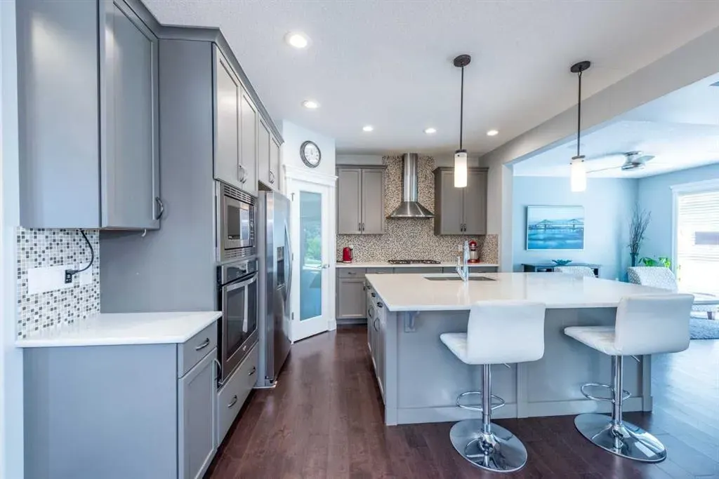 67 Auburn Sound Manor SE