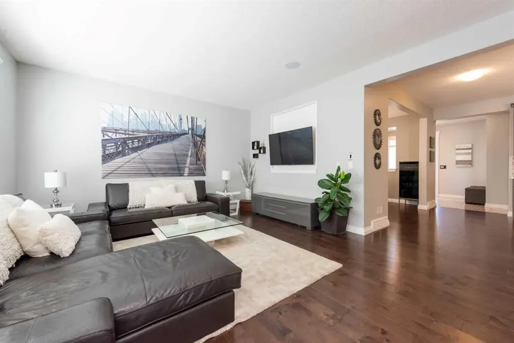 67 Auburn Sound Manor SE