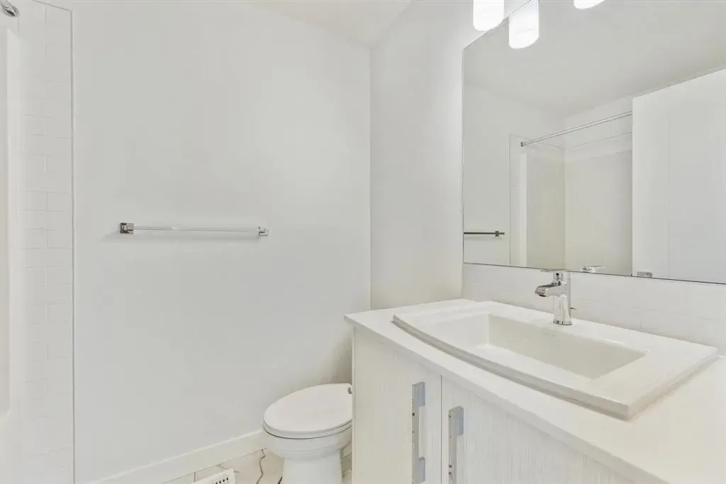 135 Belmont Passage SW, #402