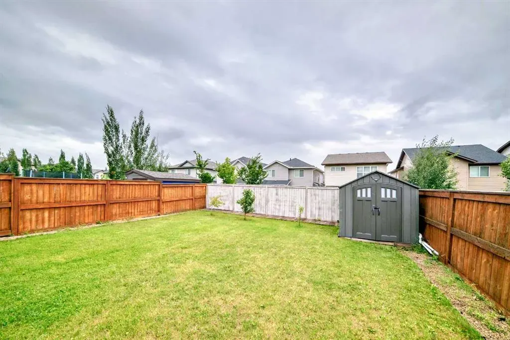 165 Hillcrest Drive SW