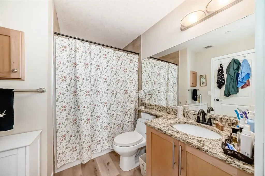 1005B Westmount Drive, #111