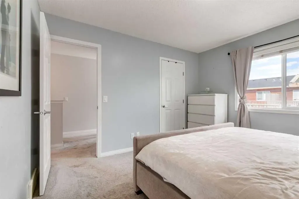 14 Windford Crescent SW