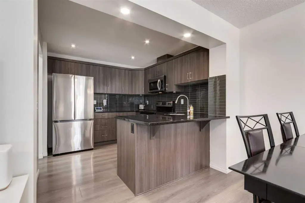 14 Windford Crescent SW