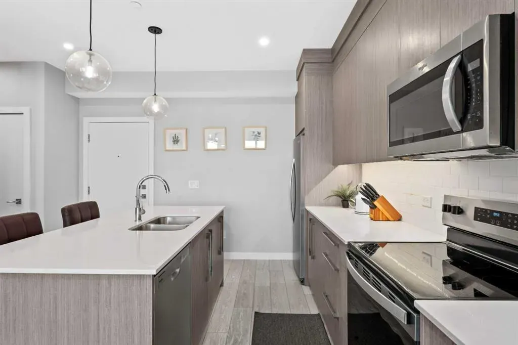 60 Skyview Ranch Road NE, #3221