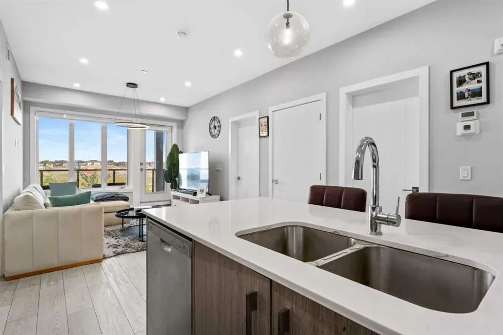 60 Skyview Ranch Road NE, #3221
