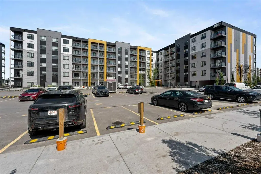 60 Skyview Ranch Road NE, #3221