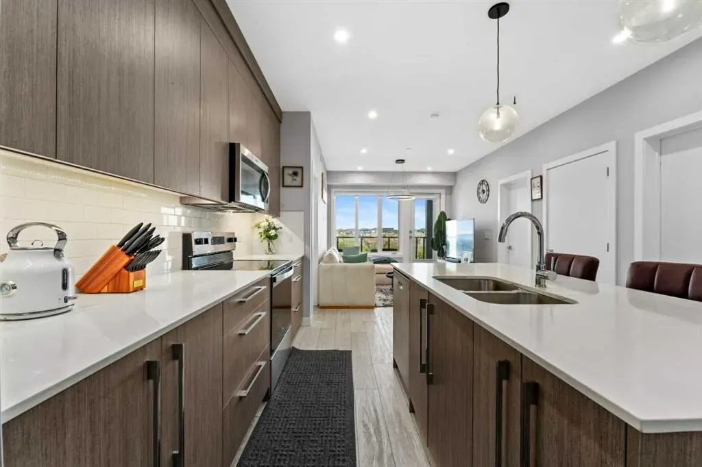 60 Skyview Ranch Road NE, #3221