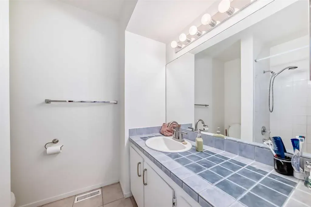 13104 Elbow Drive SW, #704
