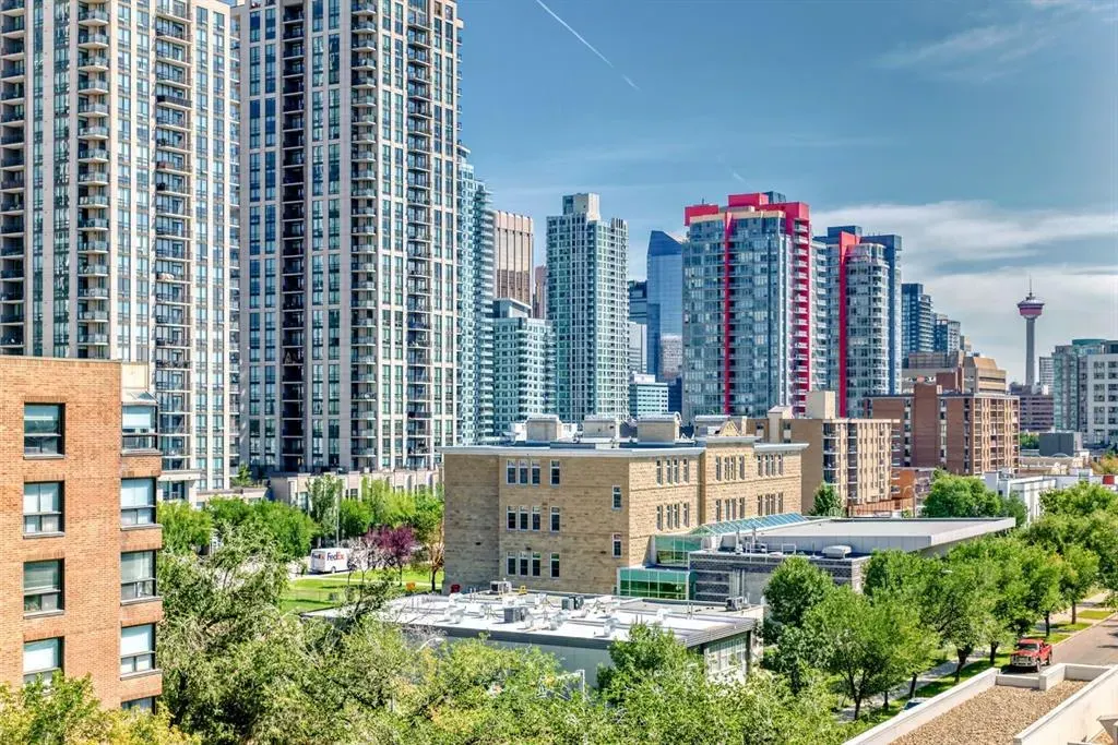 1213 13 Avenue SW, #704