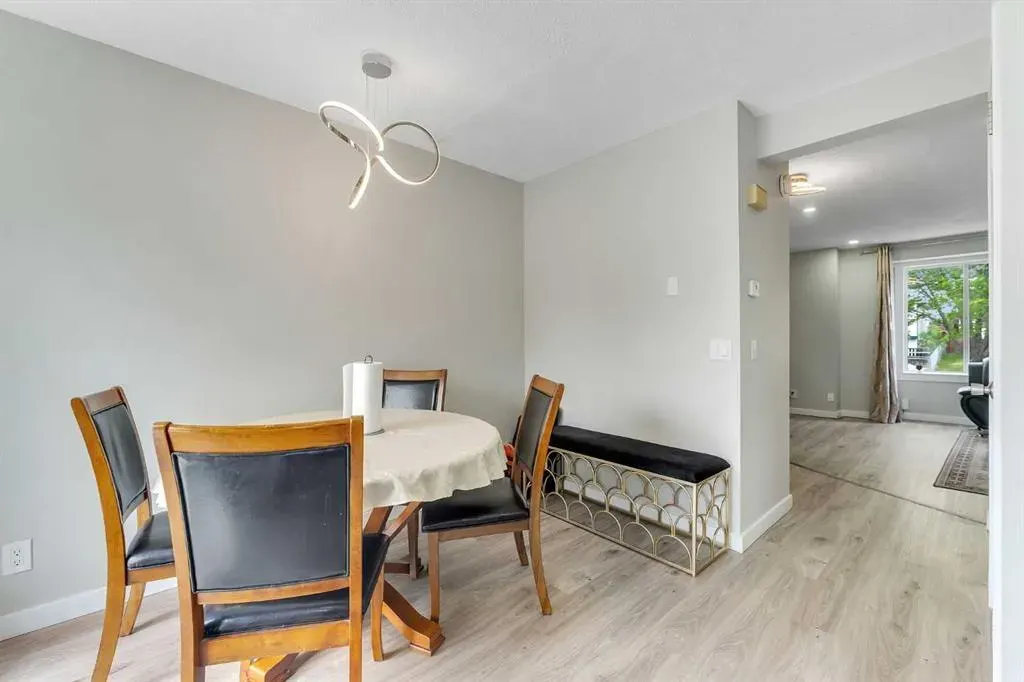 155 Taradale Drive NE