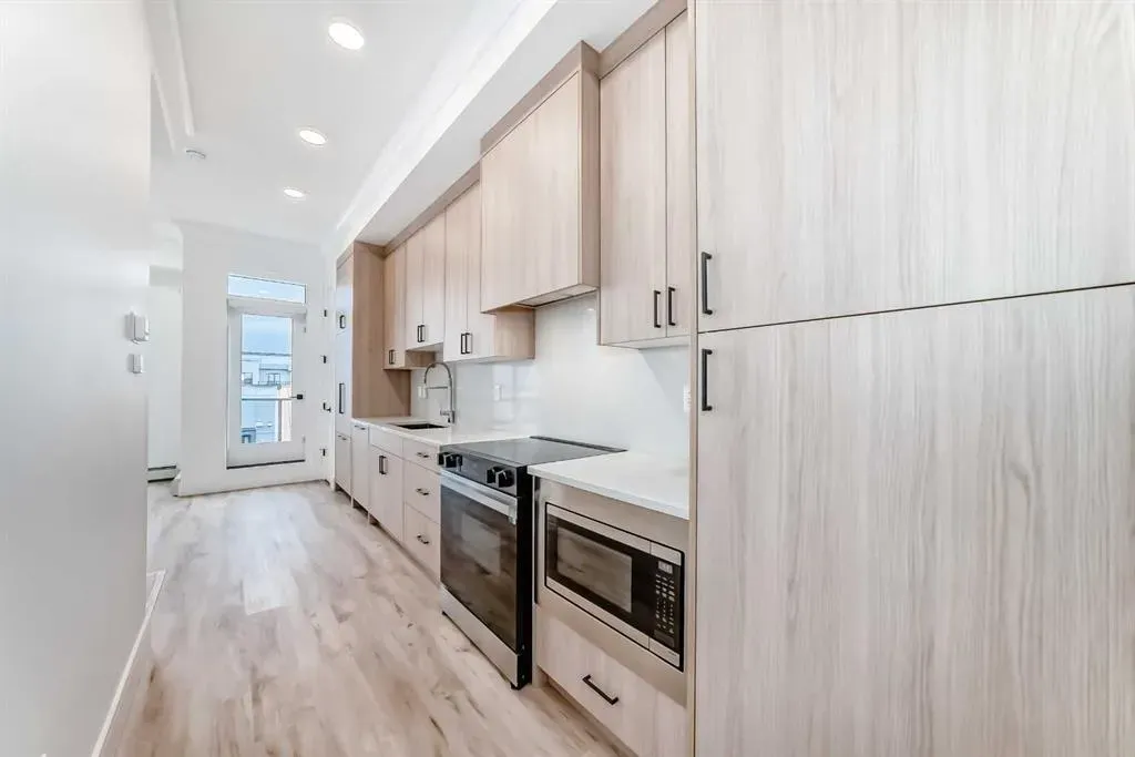 4270 Norford Avenue NW, #1403