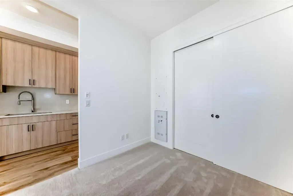4270 Norford Avenue NW, #1403
