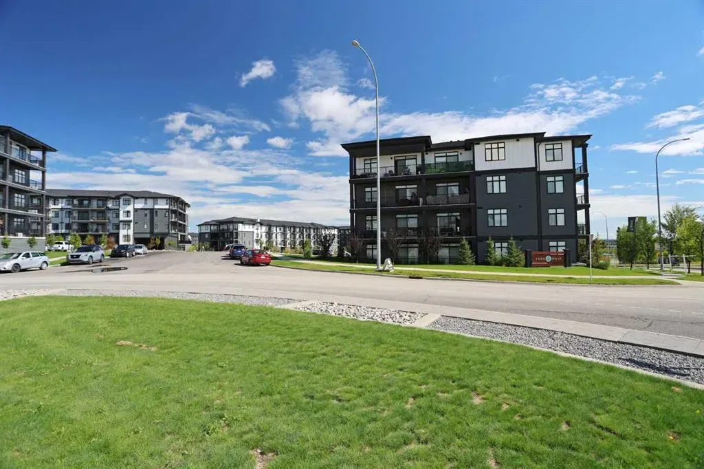 20 Sage Hill Walk NW, #413