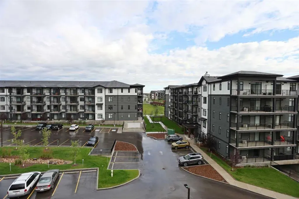20 Sage Hill Walk NW, #413