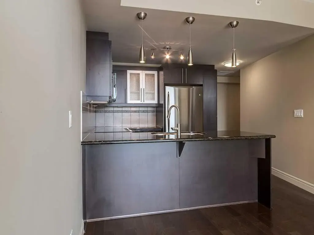 817 15 Avenue SW, #803