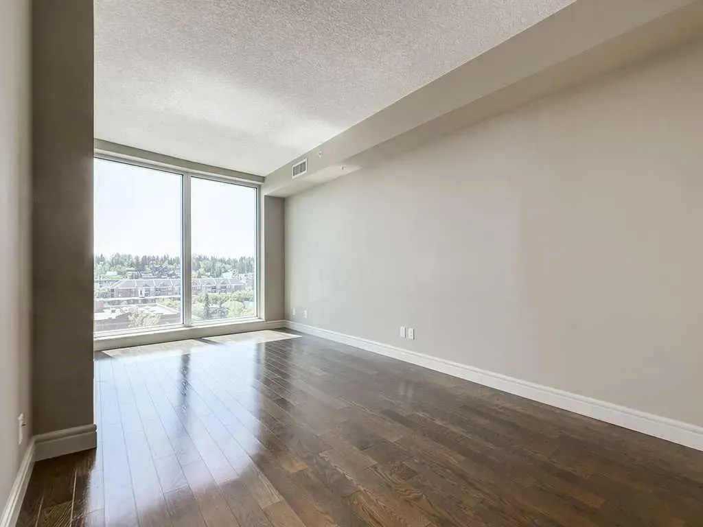 817 15 Avenue SW, #803