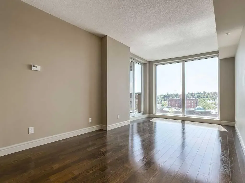 817 15 Avenue SW, #803