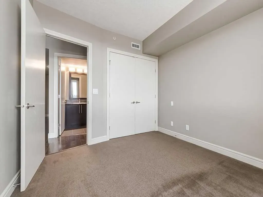 817 15 Avenue SW, #803