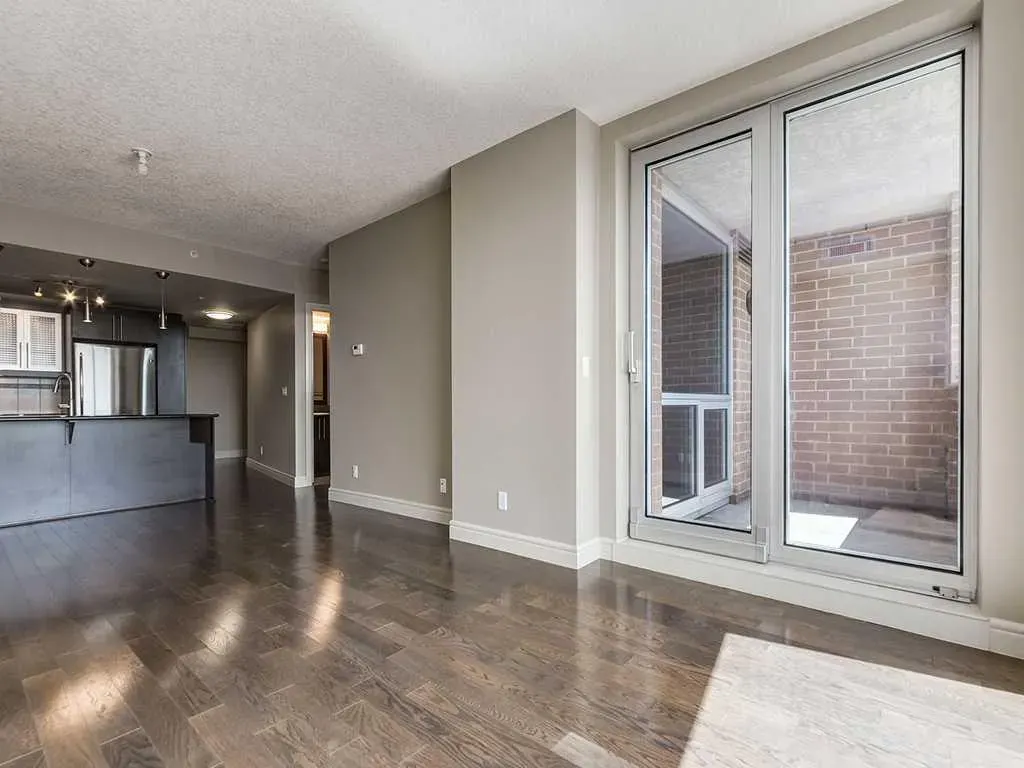 817 15 Avenue SW, #803