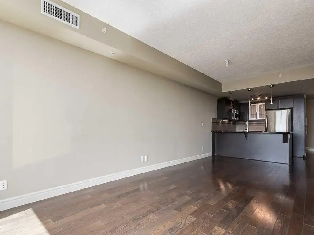 817 15 Avenue SW, #803