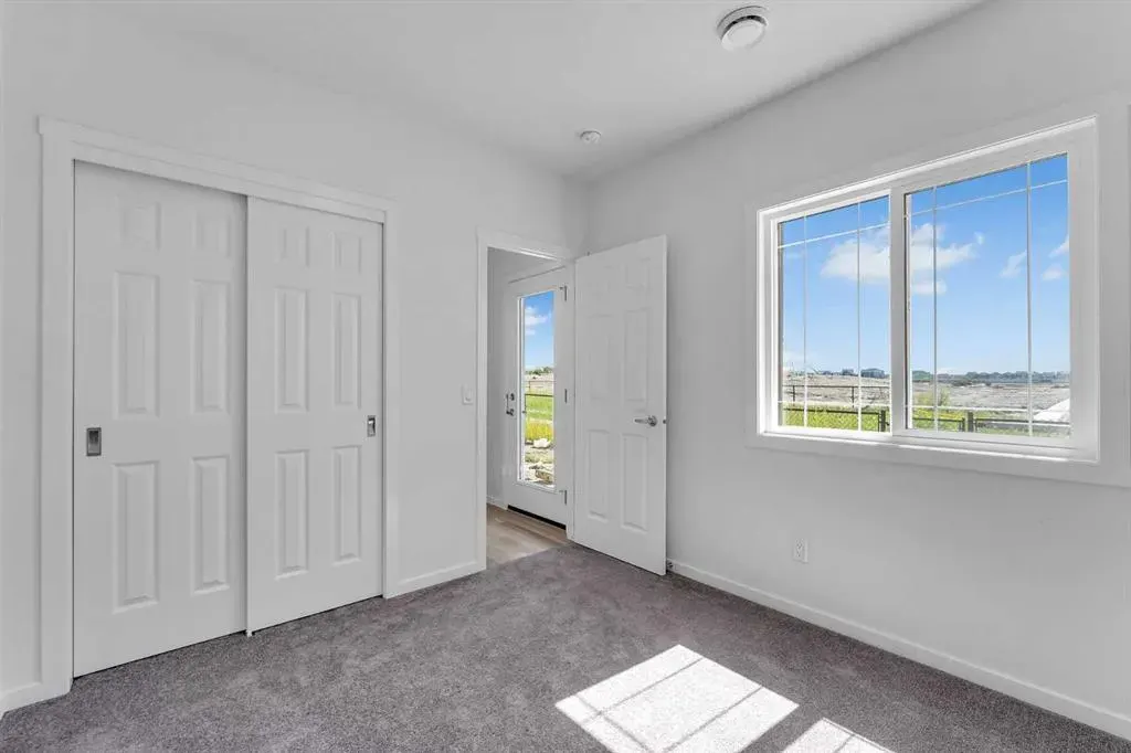 53 Cityside View NE