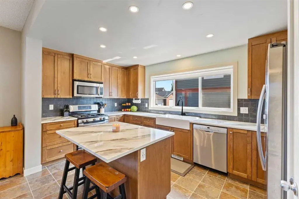 97 River Heights Crescent