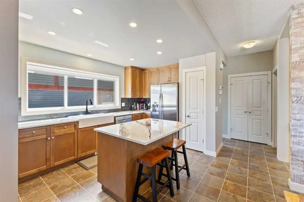 97 River Heights Crescent
